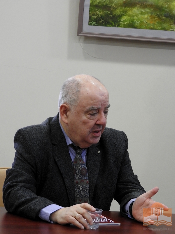 Михаил Леонидович Гольденберг с докладом «Краевед Иван Михайлович Мулло»