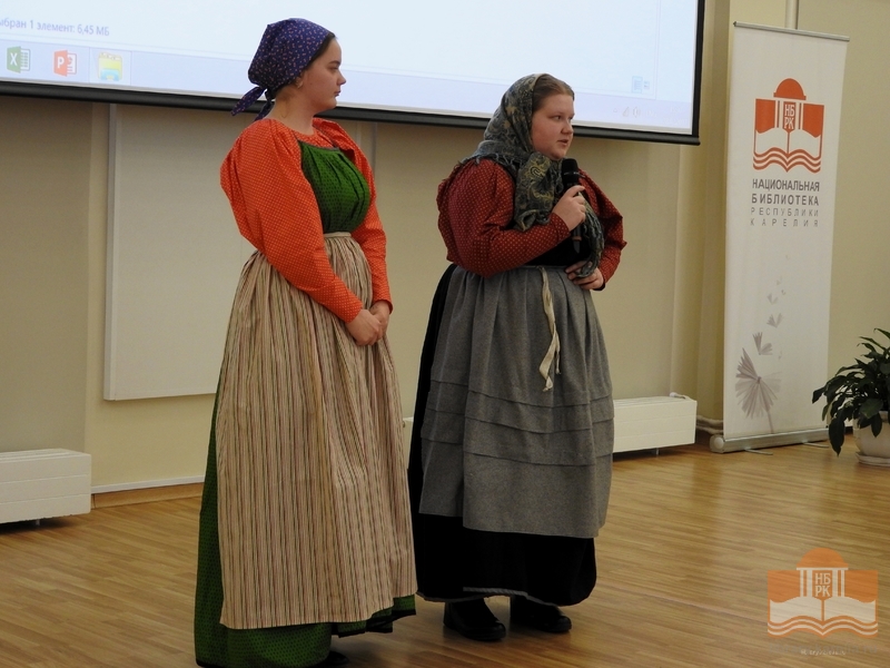 Участники молодёжного фольклорно-этнографического ансамбля «Kajahuš»