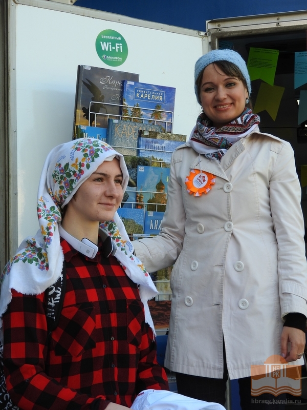 Мастер-класс «Завязываем платок по-карельски»