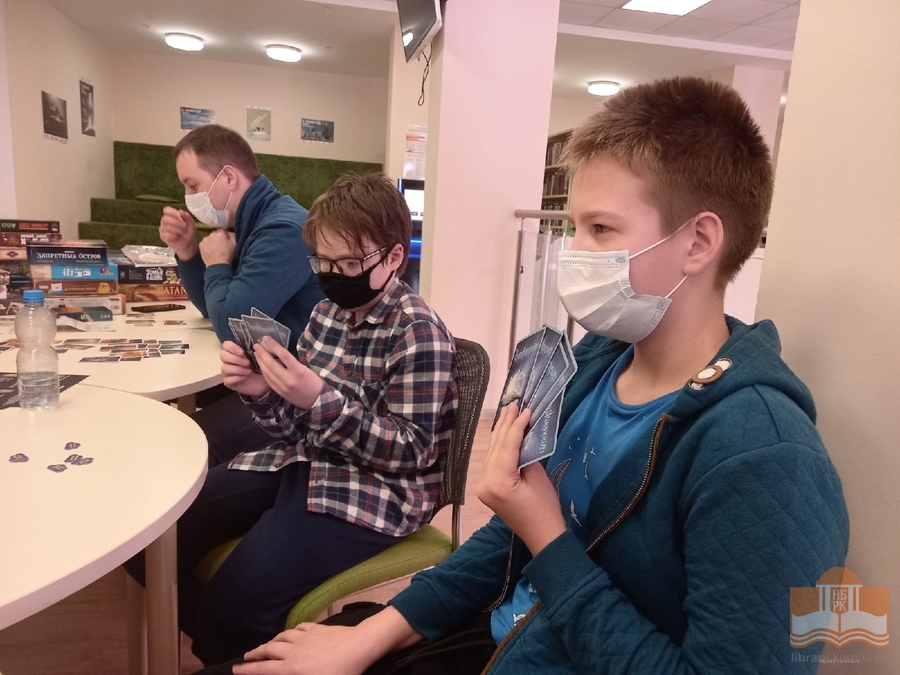 По воскресеньям играем в настольные игры в Национальной библиотеке Карелии!