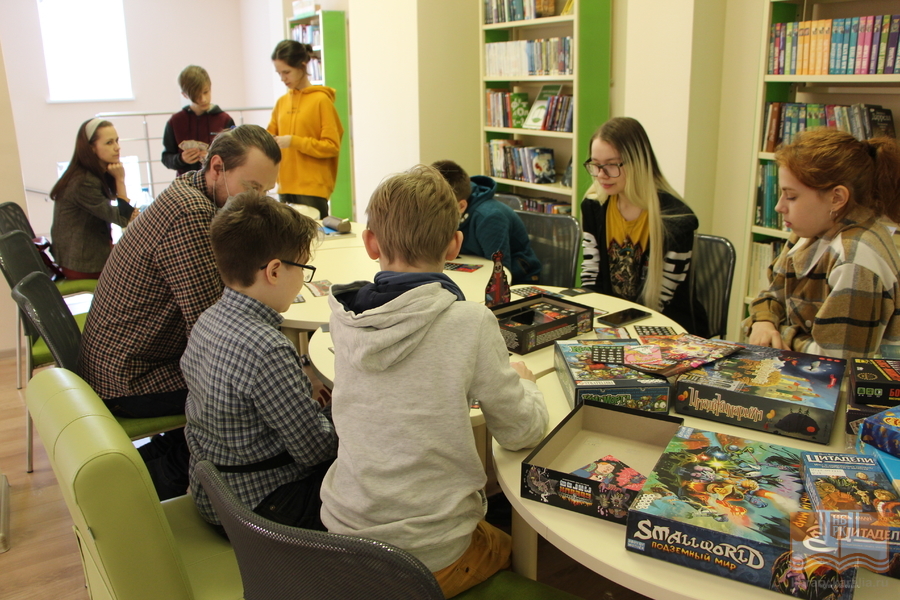 По воскресеньям играем в настольные игры в Национальной библиотеке Карелии!