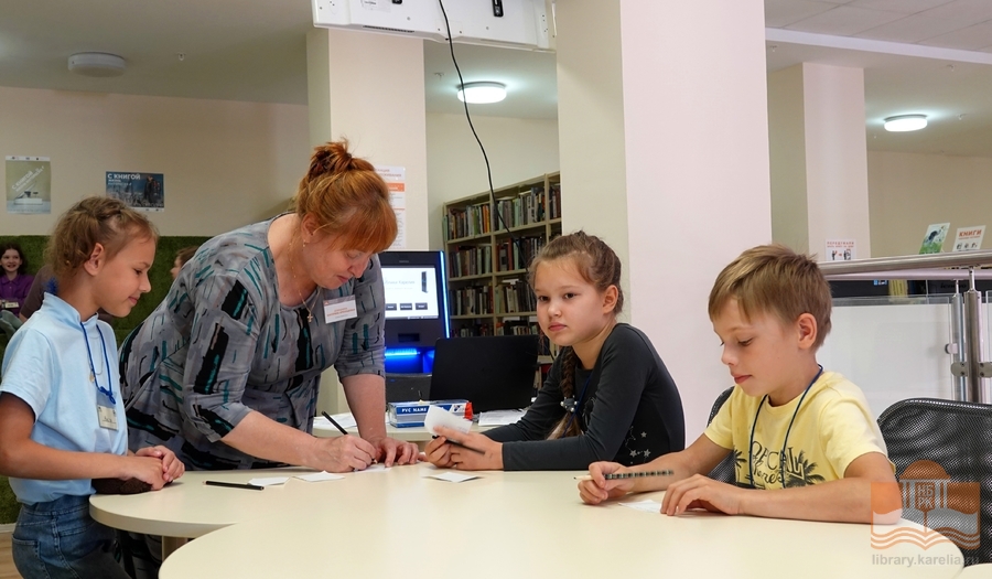 Программу «Пираты Карибского моря» ведет Екатерина Добрынина