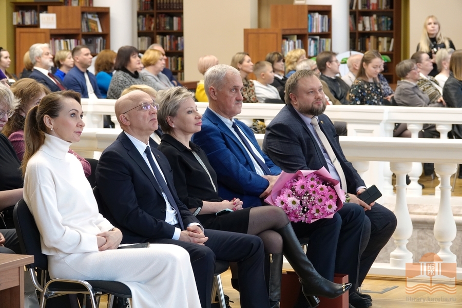 Почетные гости торжественной юбилейной церемонии