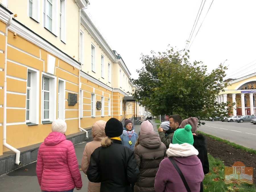 Экскурсия «Библиотека на карте города» для библиотекарей