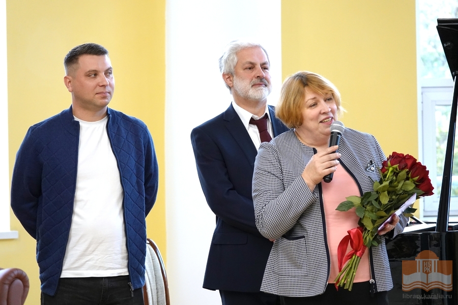 Поздравления от директоров учреждений культуры Карелии. А. А. Редькин, А. Л. Побережный-Береговский и Е. Г. Ларионова