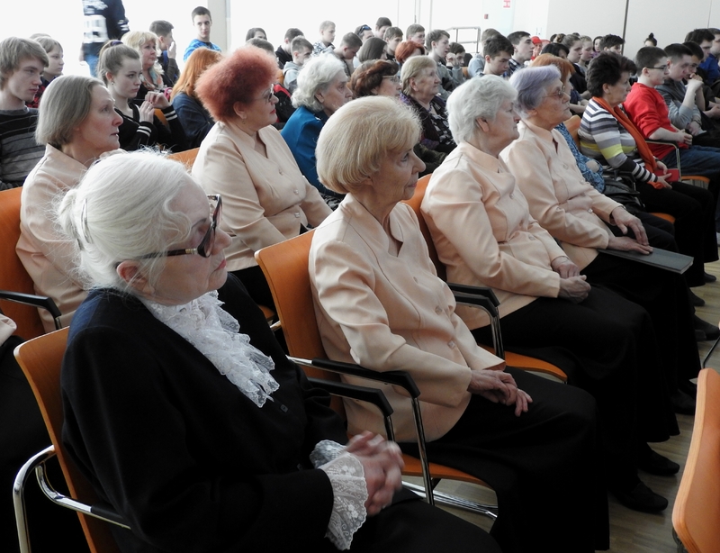 Творческая программа «Открываем миры вместе». Участники вечера.