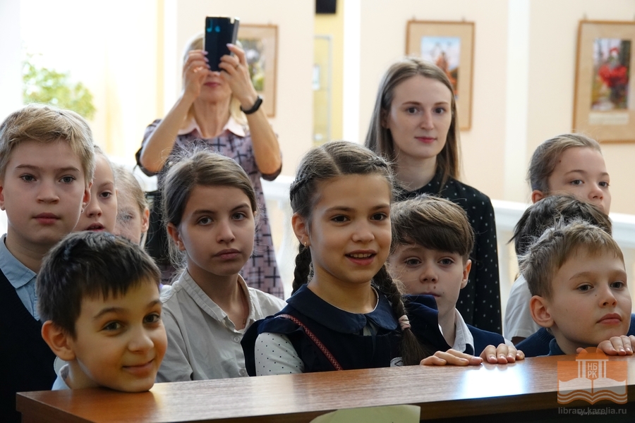 Национальную библиотеку Карелии посетили третьеклассники Академического лицея