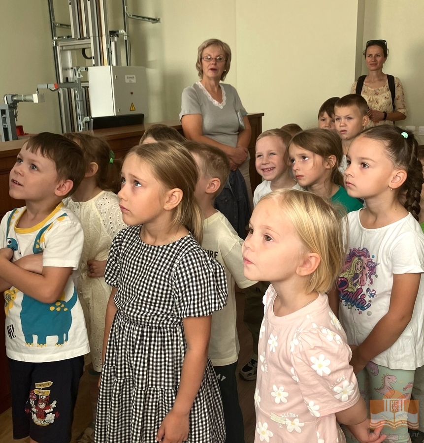 Экскурсия в Национальную библиотеку Карелии