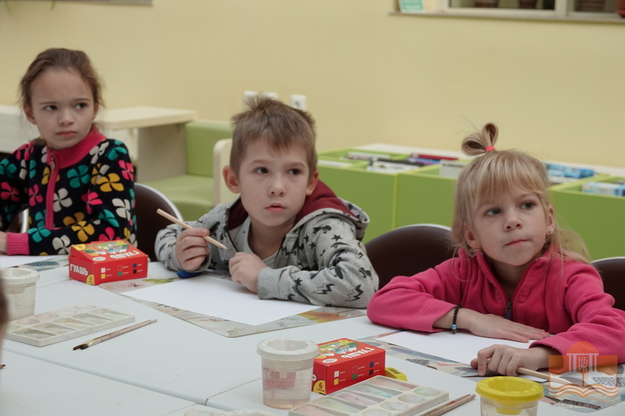 Участники творческой программы «Сказки и картинки»
