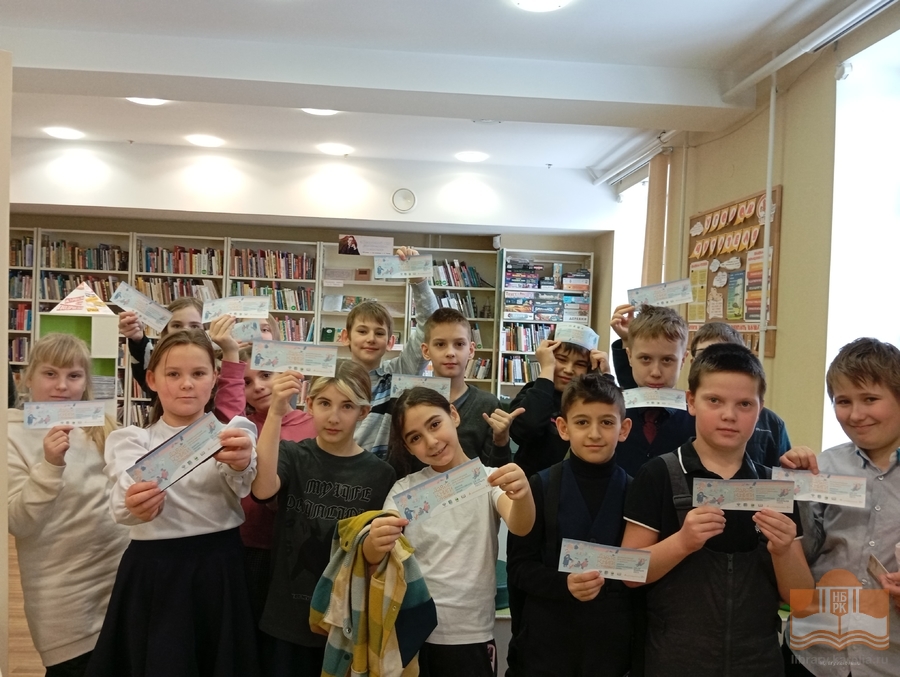Обзорная экскурсия по библиотеке в рамках акции «Дарите книги с любовью»