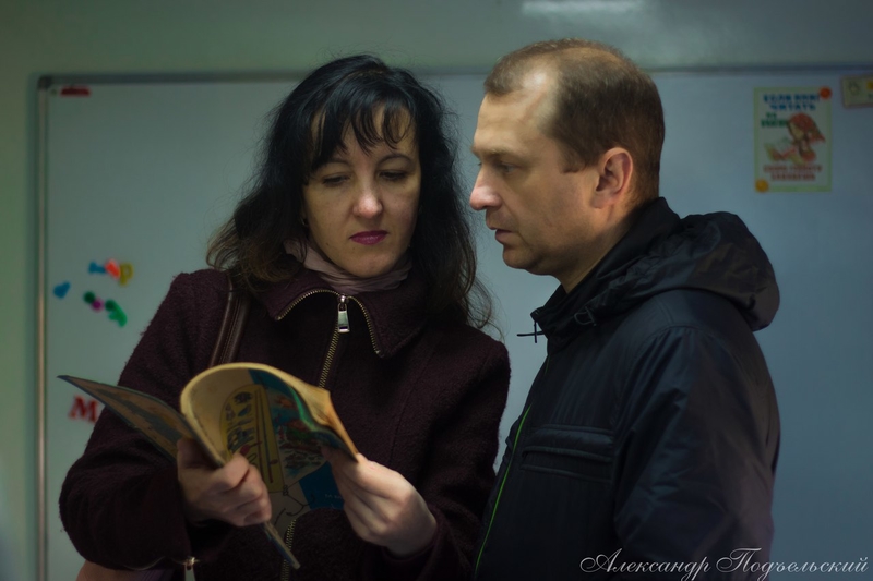 Выставка в библиомобиле. Фото: Александр Подъельский